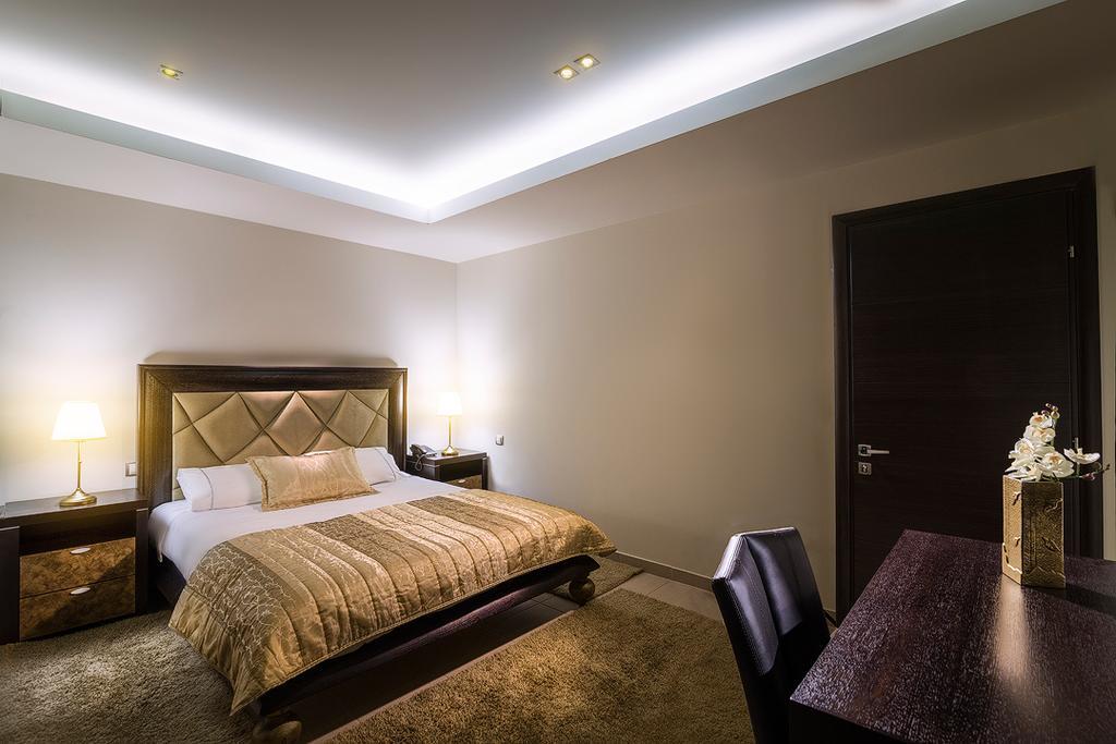 Pansion Zafeiriou Hotel Kasztoriá Kültér fotó